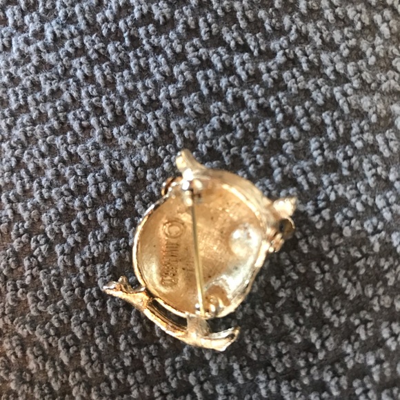 Owl Brooch with moving glasses - Picture 6 of 9